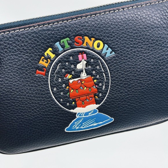 Coach X Peanuts CE859 Nolita 19 With Snoopy Let It Snow Motif Wristlet NWT $228 - Picture 5 of 12